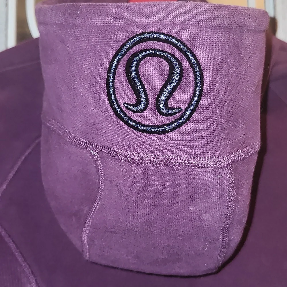 RARE LULULEMON ATHLETICA scuba HOODED JACKET SIZE 0 - Picture 5 of 5